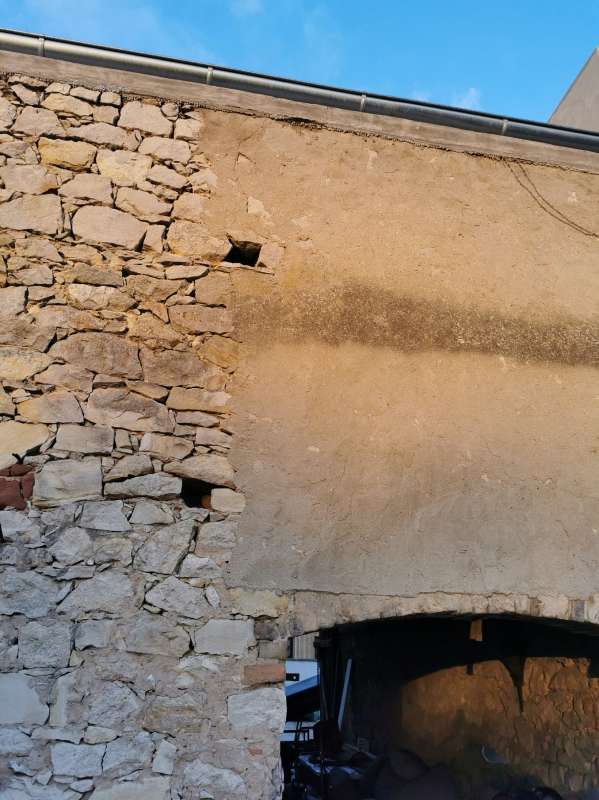 Bild zum BAU-Forumsbeitrag: Abtragen von altem Putz im Forum Außenwände und Fassaden