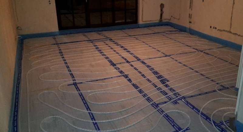 Bild zum BAU-Forumsbeitrag: Fußbodenheizung Rohren verlegen, Mäander im Forum Fußbodenheizungen / Wandheizungen