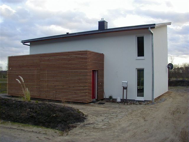 BAU.DE / BAU-Forum: 1. Bild zu Antwort "letztes Foto ..." auf die Frage "zweischalige beidseitig verputzte Außenmauer" im BAU-Forum "Außenwände und Fassaden"