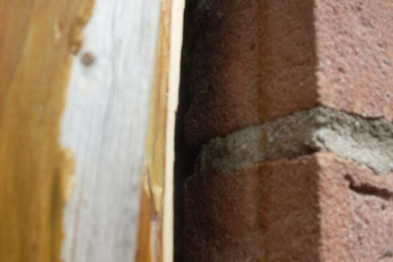 BAU.DE / BAU-Forum: 4. Bild zu Frage "Holzfassade sanieren: Kosten, Alternativen (Metall, Eternit, HZ) & Vor-Nachteile?" im BAU-Forum "Au&szlig;enw&auml;nde und Fassaden"