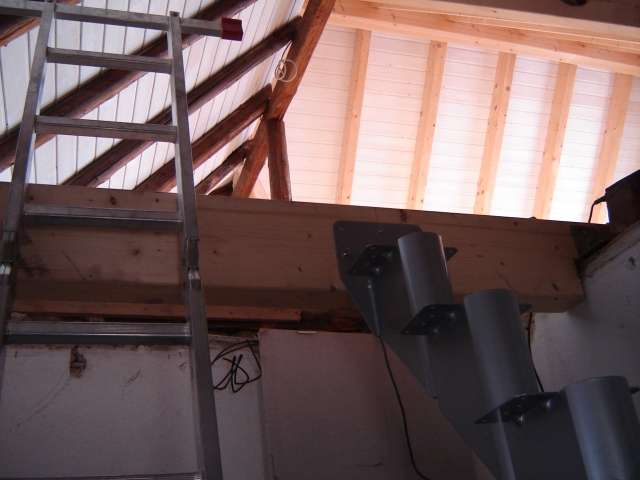 BAU.DE / BAU-Forum: 1. Bild zu Frage "Tür im Dachausbau platzieren: Optimale Position, Raumhöhe & Gestaltungsideen" im BAU-Forum "Dach" BAU.DE / BAU-Forum: 1. Bild zu Frage "Tür im Dachausbau platzieren: Optimale Position, Raumhöhe & Gestaltungsideen" im BAU-Forum "Dach"