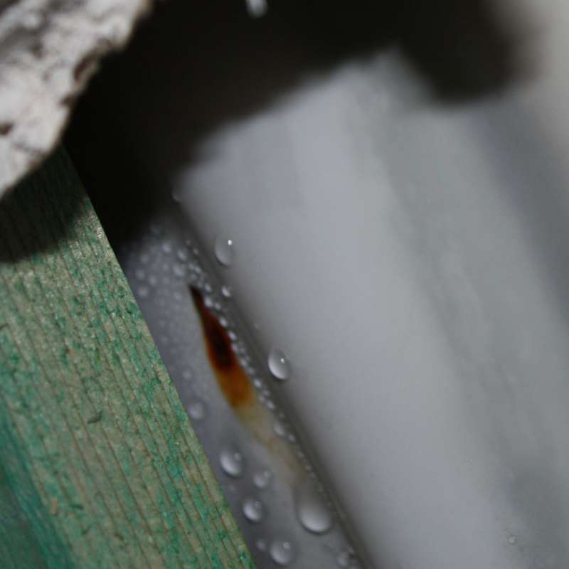 BAU.DE / BAU-Forum: 1. Bild zu Frage "Tauwasser auf Dampfsperre: Ursachen, Folgen & Lösungen für feuchte Dämmung?" im BAU-Forum "Dach" BAU.DE / BAU-Forum: 1. Bild zu Frage "Tauwasser auf Dampfsperre: Ursachen, Folgen & Lösungen für feuchte Dämmung?" im BAU-Forum "Dach"