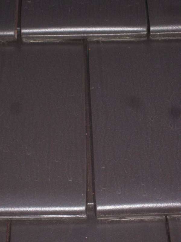 BAU.DE / BAU-Forum: 2. Bild zu Frage "BMI Braas Turmalin Dachziegel: Probleme mit Fl&uuml;geligkeit, Fugenma&szlig; & M&auml;ngel bei der Abnahme?" im BAU-Forum "Dach"