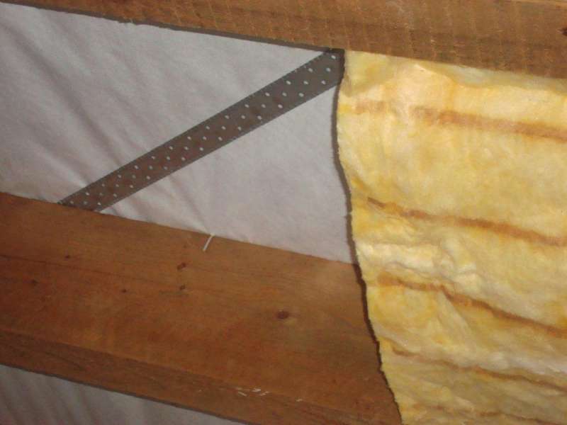 BAU.DE / BAU-Forum: 2. Bild zu Frage "Nagel neben Balken eingeschlagen im Neubau: Was tun bei Besch&auml;digung?" im BAU-Forum "Dach"