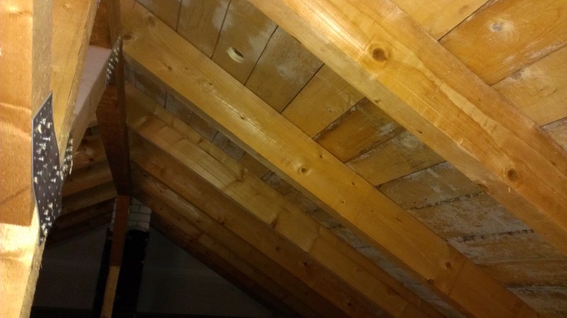 BAU.DE / BAU-Forum: 1. Bild zu Antwort "Velux Wassereintritt: Dachneigung, Eindeckung & Unterkonstruktion" auf die Frage "Velux Dachfenster: Wassereintritt bei Kälte – Ursachen, Kondensat & Lösungen?" im BAU-Forum "Dach" BAU.DE / BAU-Forum: 1. Bild zu Antwort "Velux Wassereintritt: Dachneigung, Eindeckung & Unterkonstruktion" auf die Frage "Velux Dachfenster: Wassereintritt bei Kälte – Ursachen, Kondensat & Lösungen?" im BAU-Forum "Dach"