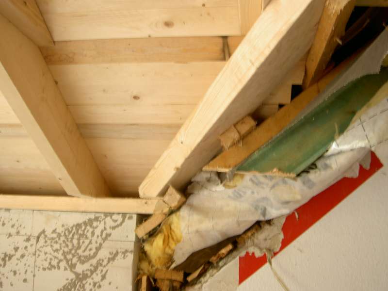 Bild zum BAU-Forumsbeitrag: Fußpfette zum Ringanker abdichten im Forum Dach