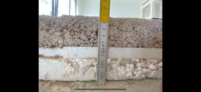 Bild zum BAU-Forumsbeitrag: 10 cm breiter, ca. 1 m langer Schlitz im Estrich auffüllen im Forum Estrich und Bodenbeläge