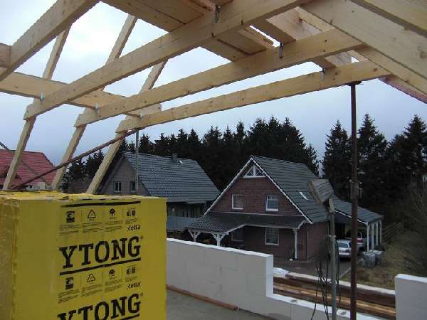 BAU.DE / BAU-Forum: 3. Bild zu Frage "Tragende Wand im OG entfernen: Kosten, Statik & Alternativen f&uuml;r Neubau?" im BAU-Forum "Innenw&auml;nde"