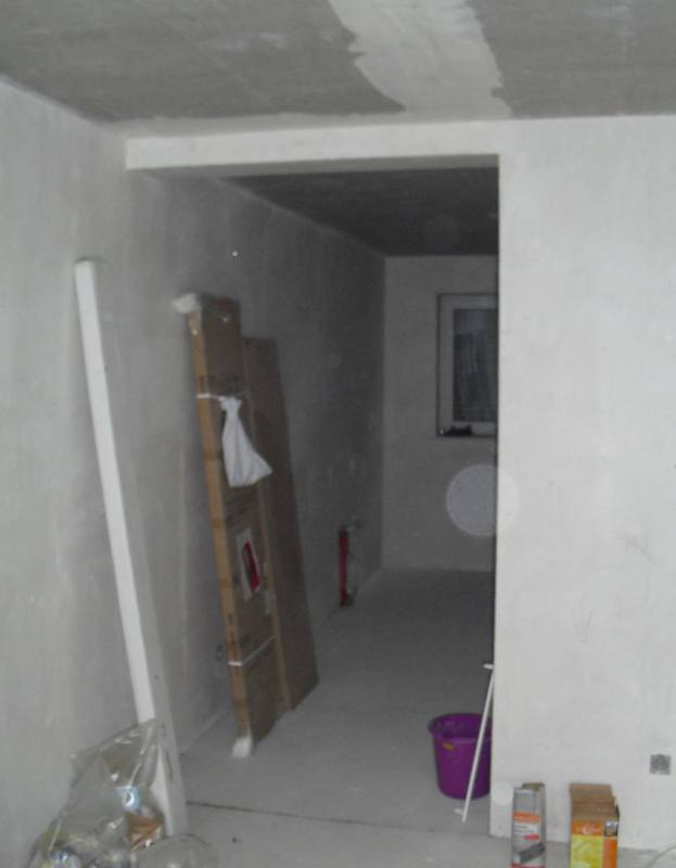 BAU.DE / BAU-Forum: 1. Bild zu Frage "Glasschiebetür einbauen: Durchgang verkleinern – Kosten, Methoden & Statik beachten!" im BAU-Forum "Innenwände" BAU.DE / BAU-Forum: 1. Bild zu Frage "Glasschiebetür einbauen: Durchgang verkleinern – Kosten, Methoden & Statik beachten!" im BAU-Forum "Innenwände"