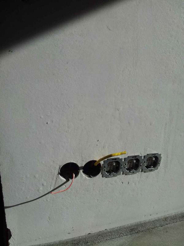 BAU.DE / BAU-Forum: 1. Bild zu Frage "Innenputz: Arten, Kosten, Verarbeitung & Risiken im &Uuml;berblick?" im BAU-Forum "Innenw&auml;nde"