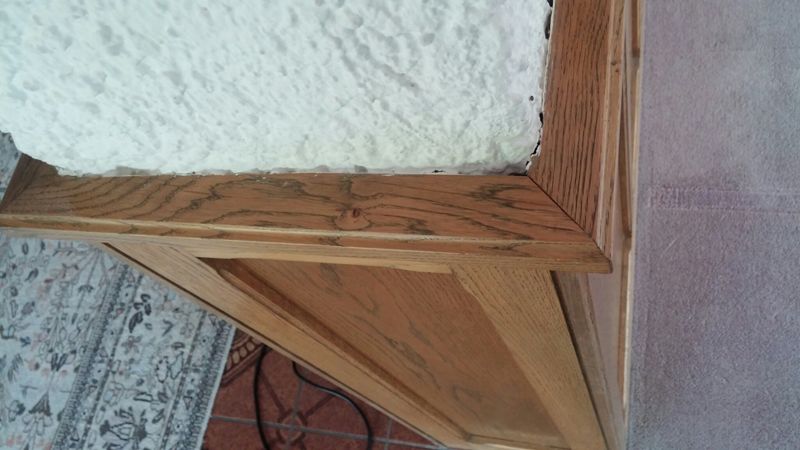 BAU.DE / BAU-Forum: 3. Bild zu Frage "Wand neu verputzen trotz Rustikalputz und Wandpanelen" im BAU-Forum "Innenwände" BAU.DE / BAU-Forum: 3. Bild zu Frage "Wand neu verputzen trotz Rustikalputz und Wandpanelen" im BAU-Forum "Innenwände"