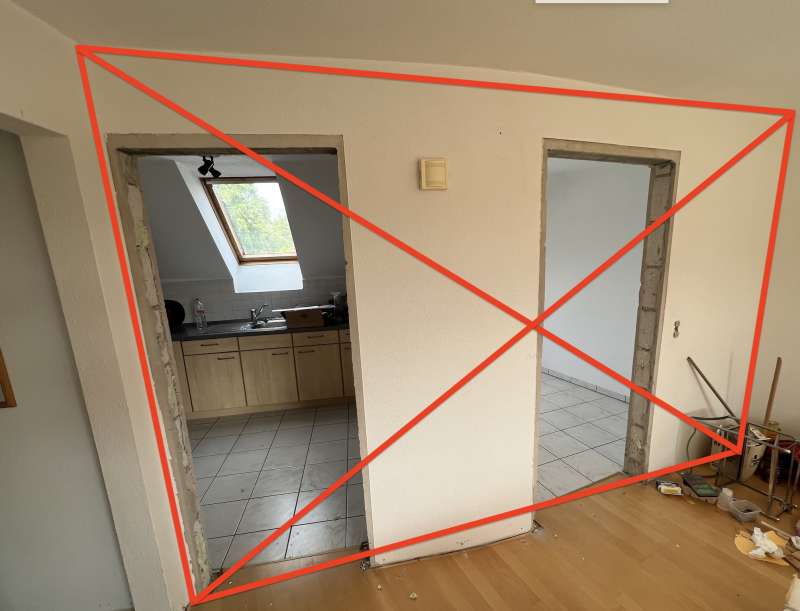 BAU.DE / BAU-Forum: 1. Bild zu Frage "Offener Wohnbereich / Wand entfernen möglich?" im BAU-Forum "Innenwände"