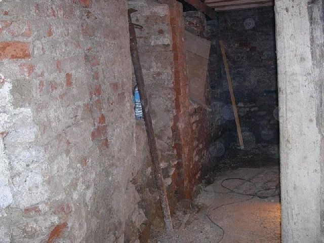 BAU.DE / BAU-Forum: 1. Bild zu Antwort "Alternative: I-Bausystem statt Kalziumsilikatplatten" auf die Frage "Keller Innend&auml;mmung bei Fu&szlig;bodenheizung: Welche Schichten gegen Schimmelbildung?" im BAU-Forum "Keller"