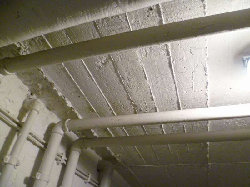 BAU.DE / BAU-Forum: 3. Bild zu Frage "Asbest in Kellerdecke?" im BAU-Forum "Keller"