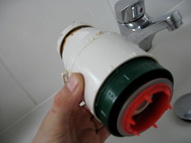 BAU.DE / BAU-Forum: 1. Bild zu Antwort "Bild 4 ..." auf die Frage "WC-Sp&uuml;lung umr&uuml;sten auf Stopp-Funktion: Kosten, Anleitung & Modelle im Vergleich?" im BAU-Forum "Sanit&auml;r, Bad, Dusche, WC"