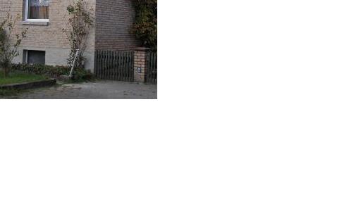 BAU.DE / BAU-Forum: 1. Bild zu Frage "Klinker reinigen & sanieren: Zementschleier, Fugen, Versiegelung – Tipps für Altbau?" im BAU-Forum "Modernisierung / Sanierung / Bauschäden" BAU.DE / BAU-Forum: 1. Bild zu Frage "Klinker reinigen & sanieren: Zementschleier, Fugen, Versiegelung – Tipps für Altbau?" im BAU-Forum "Modernisierung / Sanierung / Bauschäden"