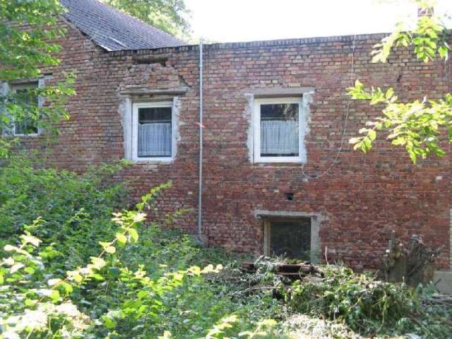 BAU.DE / BAU-Forum: 2. Bild zu Frage "Bestandschutz verwirkt trotz Druck vom Anwalt? Grenzwand, Baulast & Nachbarrecht in Thüringen" im BAU-Forum "Modernisierung / Sanierung / Bauschäden" BAU.DE / BAU-Forum: 2. Bild zu Frage "Bestandschutz verwirkt trotz Druck vom Anwalt? Grenzwand, Baulast & Nachbarrecht in Thüringen" im BAU-Forum "Modernisierung / Sanierung / Bauschäden"