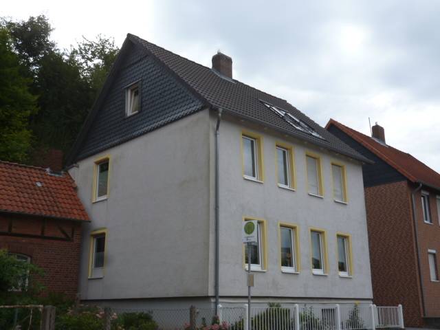 BAU.DE / BAU-Forum: 3. Bild zu Antwort "WDVS: Fotos & Tabelle" auf die Frage "WDVS Systemwahl: Vergleich Neopor, Mineralwolle & Mineralschaum &ndash; Vor- und Nachteile?" im BAU-Forum "Modernisierung / Sanierung / Bausch&auml;den"