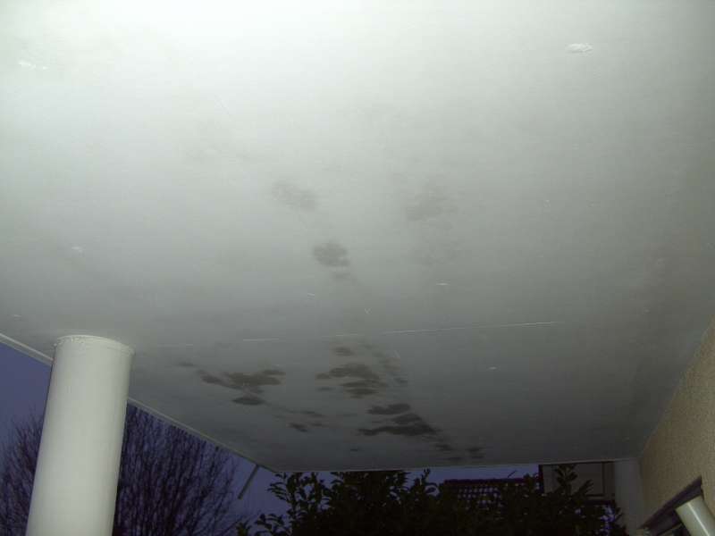 Bild zum BAU-Forumsbeitrag: Feuchtigkeitsproblem Balkon im Forum Modernisierung / Sanierung / Bauschäden