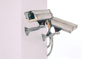 Ein Alarm ist ein akustisches oder visuelles Signal, das darauf hinweist, dass eine Gefahr, ein Ereignis oder eine Bedrohung aufgetreten ist. Ein Alarm ist ein akustisches oder visuelles Signal, das darauf hinweist, dass eine Gefahr, ein Ereignis oder eine Bedrohung aufgetreten ist.