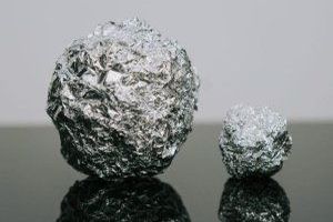 Ein Aluminiumrahmen ist ein Rahmen, der aus Aluminium hergestellt wird.