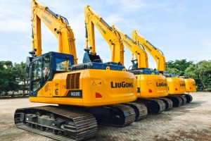 Bauen im Wandel: Wie Fachmessen Innovation, Standards und Markttrends sichtbar machen - Bild: Izzuddin Azzam / Unsplash