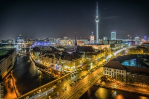 Berlin, die Hauptstadt Deutschlands, ist eine dynamische und historisch bedeutsame Metropole.