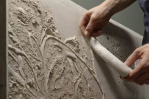 Gipsputz ist eine Art von Putzmörtel, der hauptsächlich aus Gips als Bindemittel besteht.