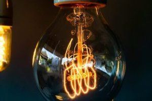 Die Lichtdurchlässigkeit bezieht sich auf die Fähigkeit eines Materials oder einer Oberfläche, Licht hindurchzulassen.