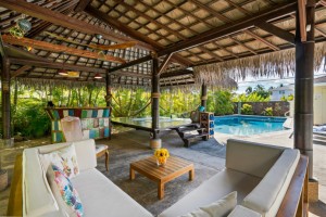 Garten-Oasen: Stilvolle Gartenduschen mit Keramikakzenten und optimaler Privatsphäre - Bild: pexels.com