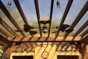 Mit der perfekten Terrassenüberdachung den Außenbereich neu erfinden: Kauf-Tipps für mehr Wohnqualität - Bild: toddpharistx / Pixabay Mit der perfekten Terrassenüberdachung den Außenbereich neu erfinden: Kauf-Tipps für mehr Wohnqualität - Bild: toddpharistx / Pixabay