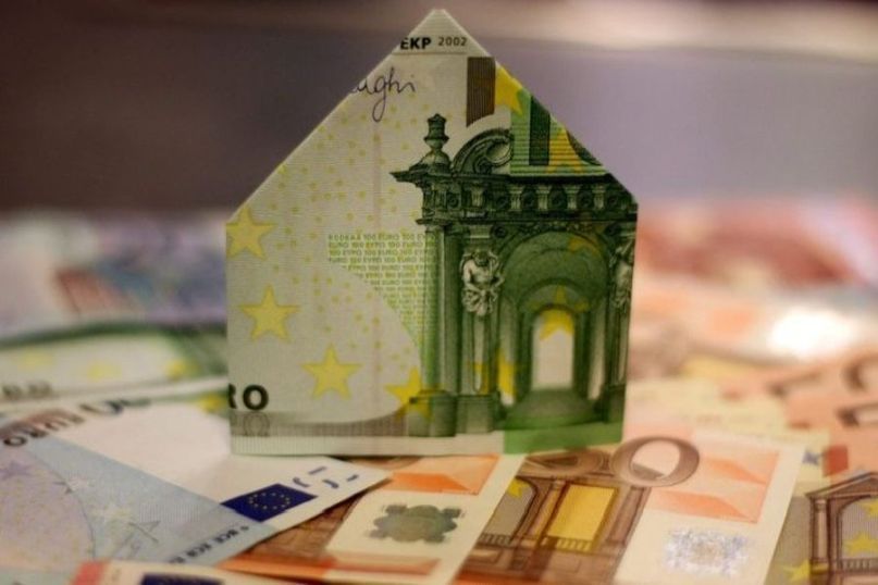 Die Baukosten beziehen sich auf die Gesamtkosten für den Bau eines Gebäudes oder einer Immobilie.