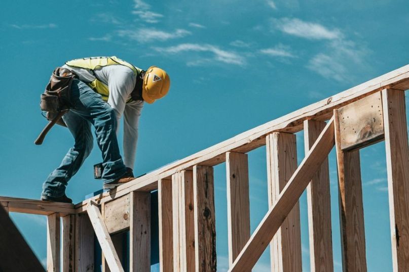 Ein Fachbetrieb ist ein Unternehmen oder eine Firma, die spezialisiertes Fachwissen und Know-how in einem bestimmten Bereich besitzt.
