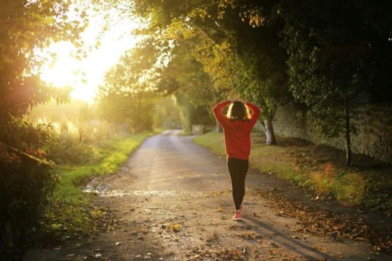 Freude ist ein positiver emotionaler Zustand, der mit Glück, Zufriedenheit und positiven Empfindungen verbunden ist. Freude ist ein positiver emotionaler Zustand, der mit Glück, Zufriedenheit und positiven Empfindungen verbunden ist.