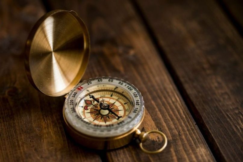 Ein Gutachter ist eine qualifizierte Person oder Fachkraft, die eine Bewertung, Analyse oder Expertenmeinung zu einem bestimmten Thema abgibt. Ein Gutachter ist eine qualifizierte Person oder Fachkraft, die eine Bewertung, Analyse oder Expertenmeinung zu einem bestimmten Thema abgibt.