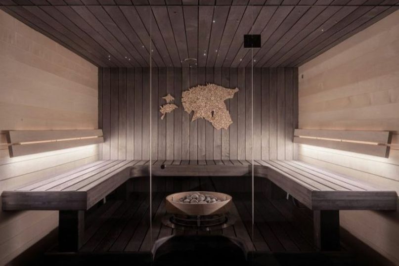 Saunakabine bezieht sich auf den Raum oder das Gebäude, in dem eine Sauna untergebracht ist. Saunakabine bezieht sich auf den Raum oder das Gebäude, in dem eine Sauna untergebracht ist.